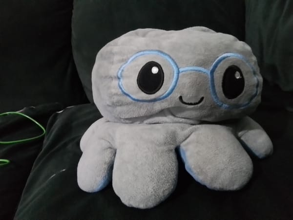 OctoFlip - Social Media for Reversible Octopuses
style