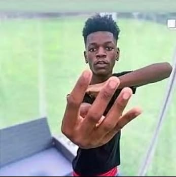 dodge your goofy ahh uncle in larprooms